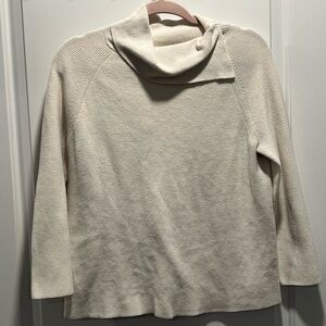 Ann Taylor Women’s Sweater (Size M)